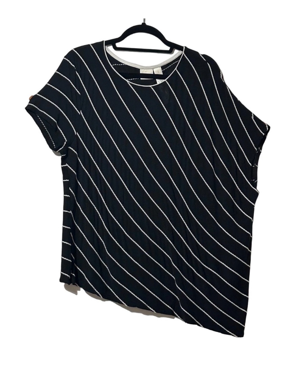 Chico’s size 2/LG black white stripe asymmetrical sleeves & hem short sleeve top